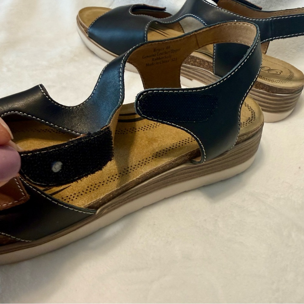 Biza Bryce NWOT Black & Brown Comfort Leather Wedge Walking Sandals Size 40 - Picture 8 of 10